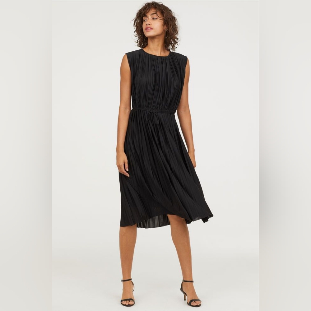 H&M Black Gold Pleated Dress Sleeveless Midi Detachable Tie Size XS